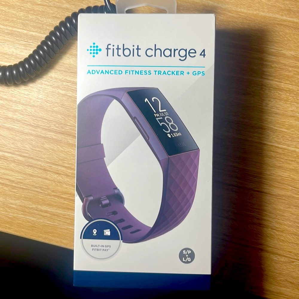 Fitbit Charge 4